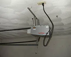 State Garage Door Service Rockport, MA 508-474-3083 - gar-opener-01